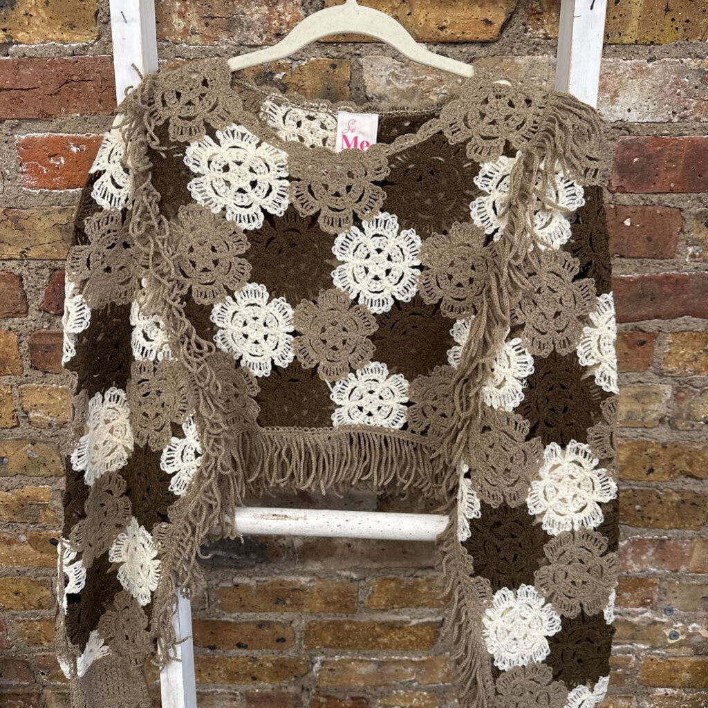 NWT Sweater Flower Crochet