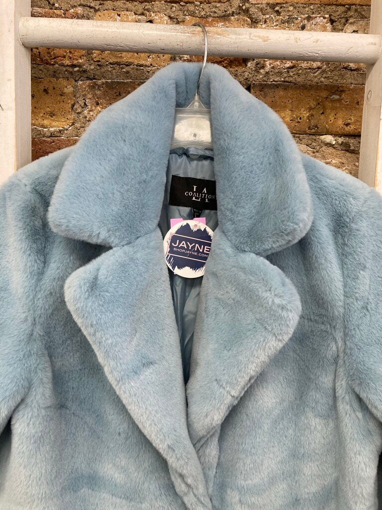 NWT Coat Faux Fur