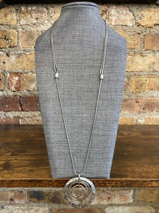 Circle Necklace