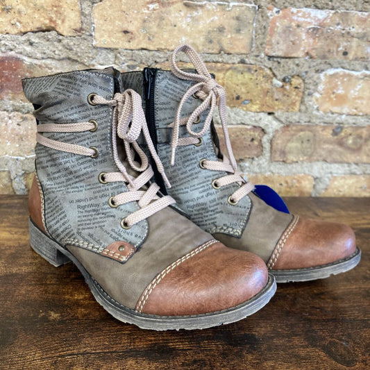 Newpaper Pattern Boots