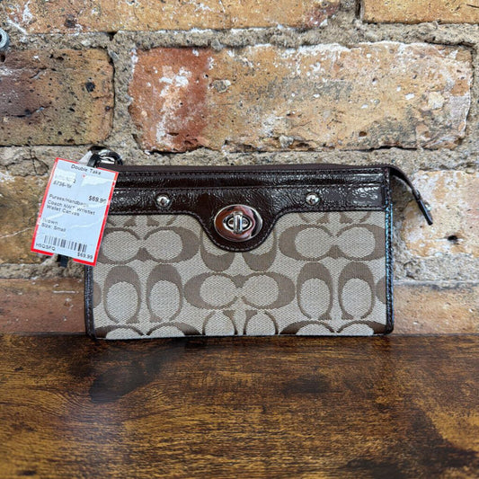 NWT Wristlet Wallet Canvas