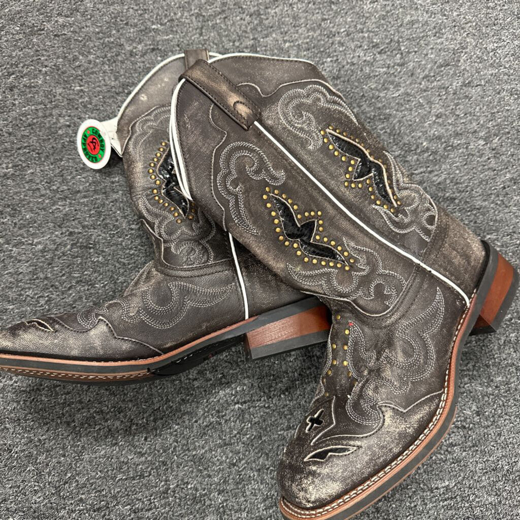 NWT Cowboy Boots