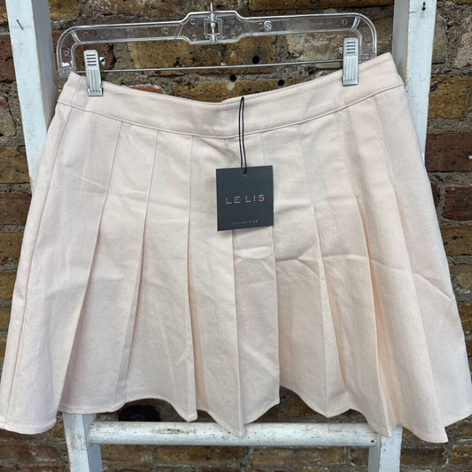 NWT Skirt Pleated