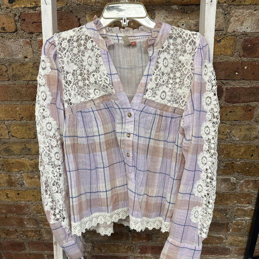 Top LS BD Plaid/Lace
