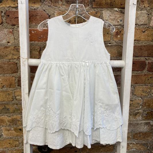 NWT Dress Slvls Embroidered