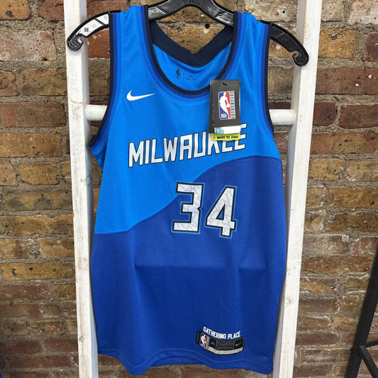 NWT Jersey Milwaukee