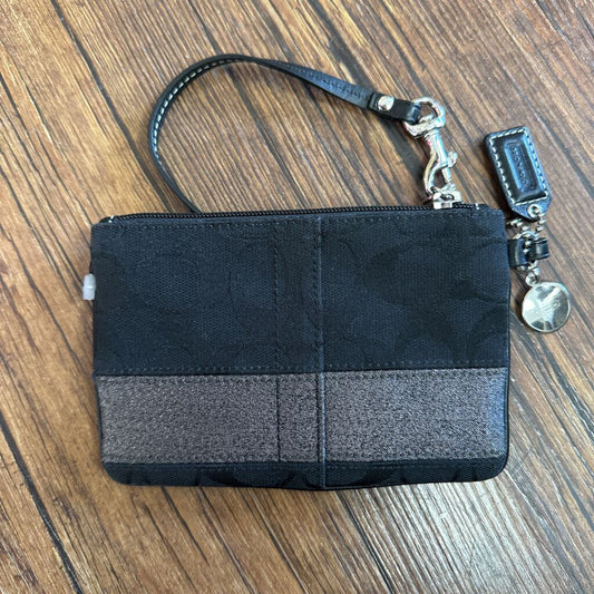 Wristlet