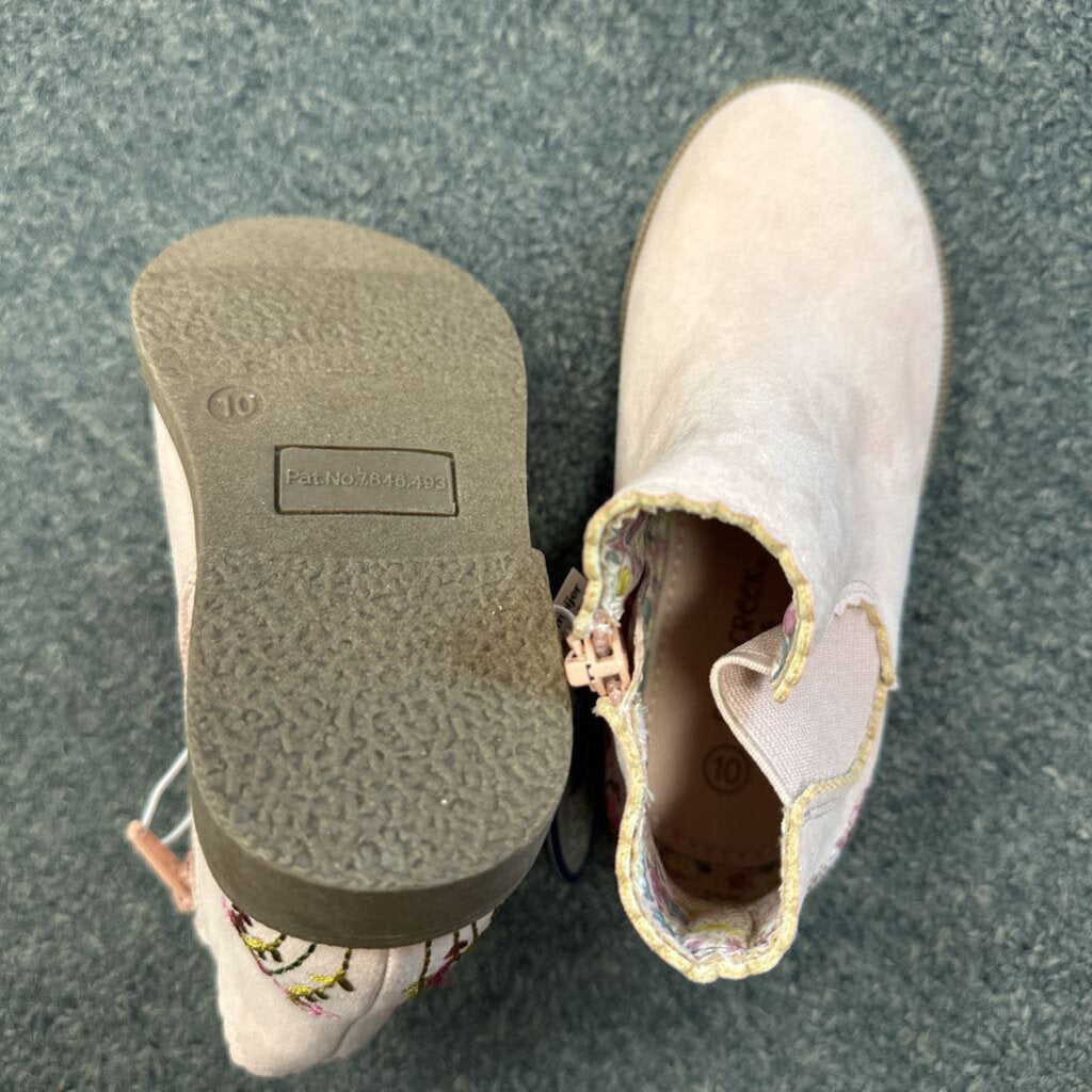 NWT Boots Flowers